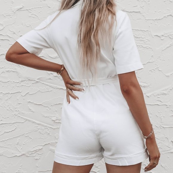 AMAZING LACE White Denim Zip Up Romper With Adjustable Belt - Picture 4 of 4